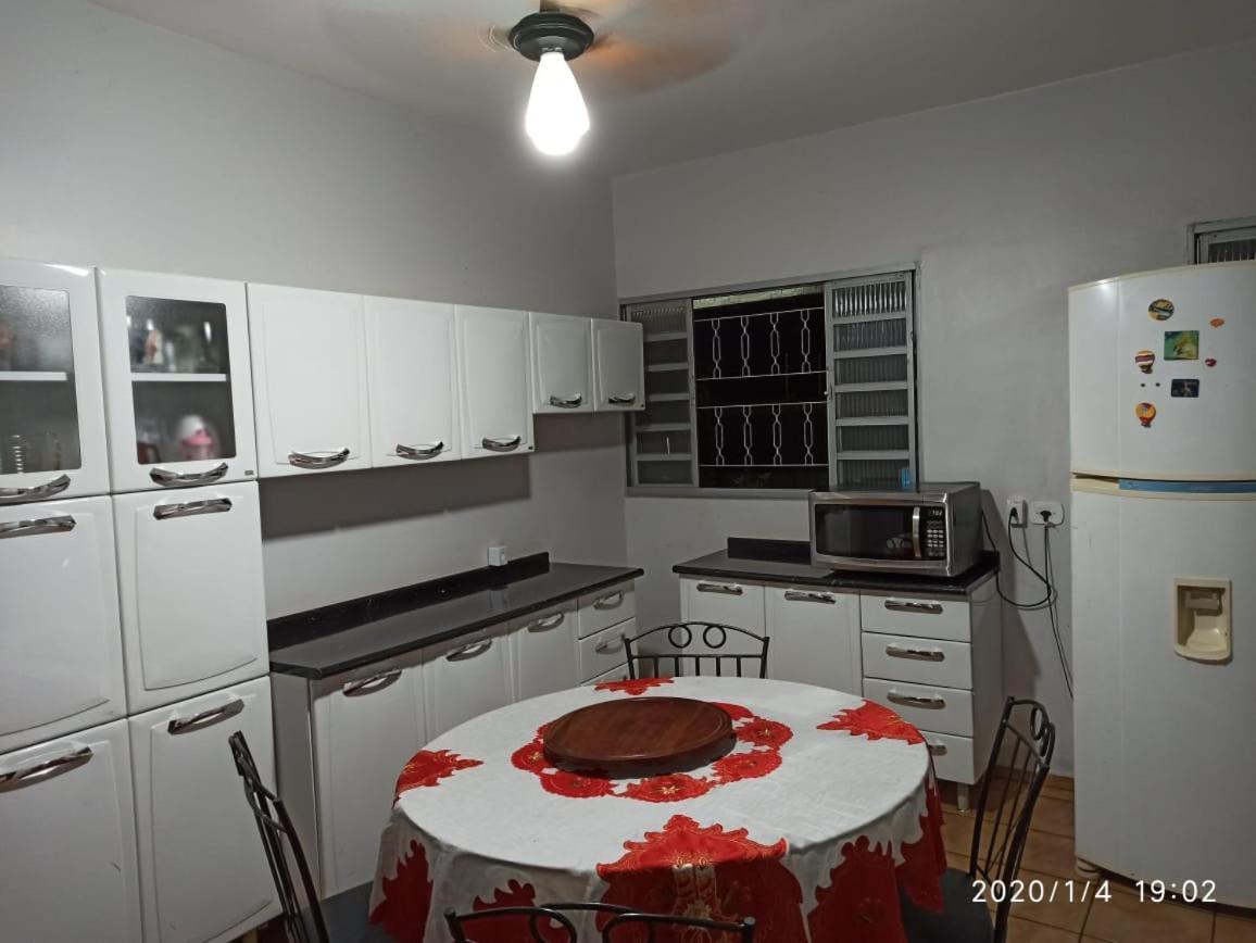Вилла Dourados Guest Flat House Экстерьер фото
